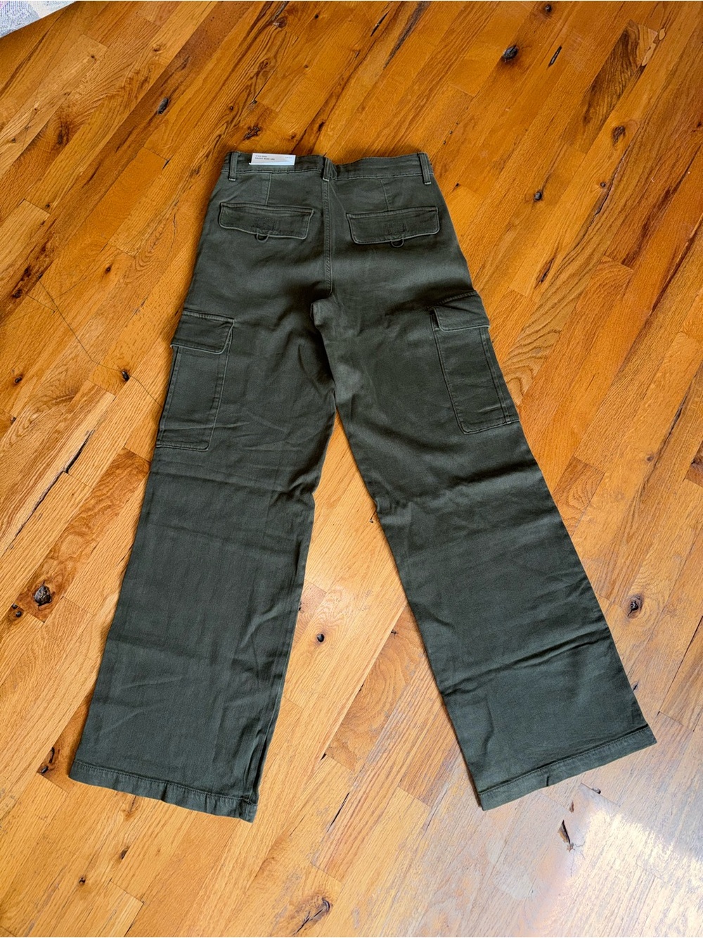American Eagle High-Rise Cargo Women’s Jeans Olive Green - Picture 2 of 3